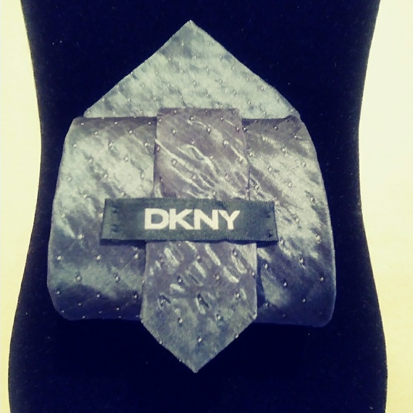 DKNY MENS TIE - Picture 1 of 6